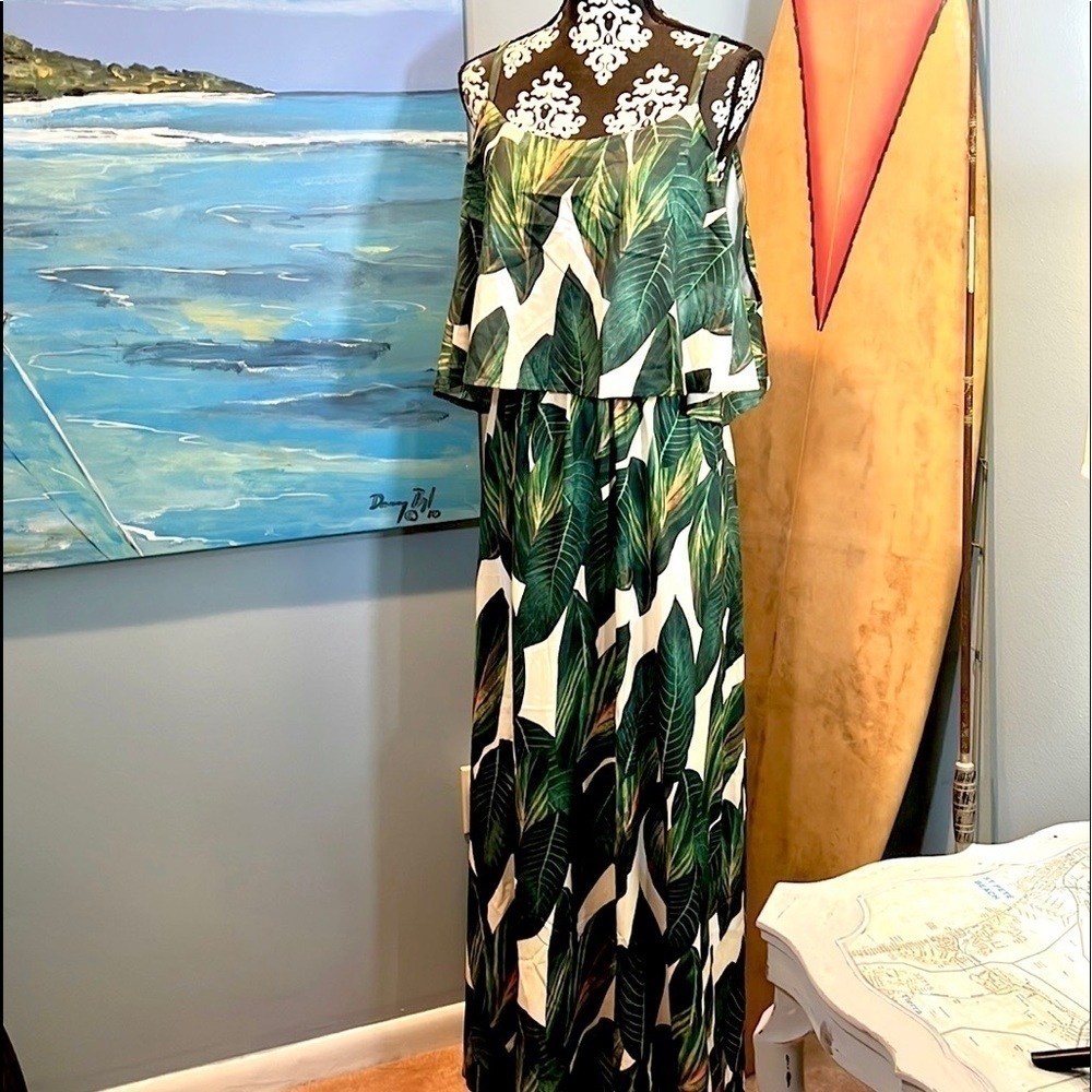 Shein Curve, Amazing Green-Leaf Maxi Dress, Stunning! Size 3XL - Picture 6 of 9